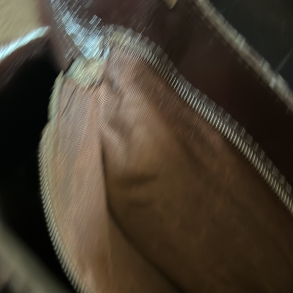 🔹 Mock Croc Leather Bag Made in Italy with Adjustable Strap - Picture 8 of 14